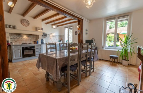 La Neuville-au-Pont House | Les Macas - La Neuville-au-pont