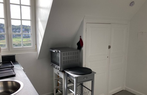 Pourville-sur-Mer Apartment | Les Mouettes, sea view, 100 metres from the beach