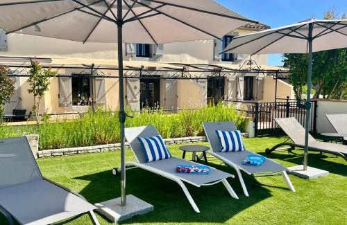 Marseillette Apartment | Les Petites Ecuries - Gîte Bijou