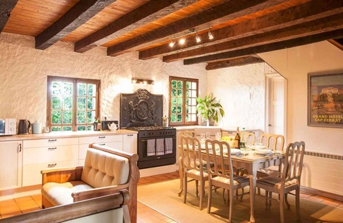 Mazieres-Naresse Villa | Les Petits Champs - Four Bedroom Villa, Sleeps 8