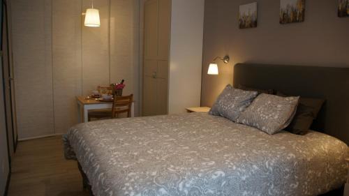 Fosses-La-Ville Apartment | Les petits nids de Nina 1