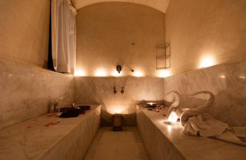 Aghouatim House | Les Roses By La Siredrah