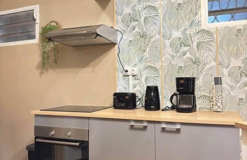 Le Bourg House | Les Secrets de Grippon: Spacious + fast Wifi