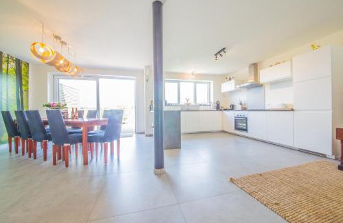 Eprave House | Les soeurs D'Ardennes