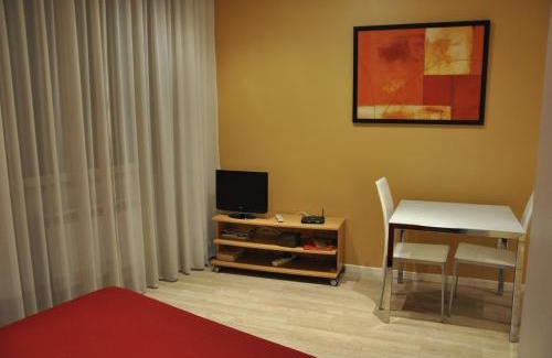 Part Dieu - Bir Hakeim Apartment | Les Studios De La Place (Part-Dieu)