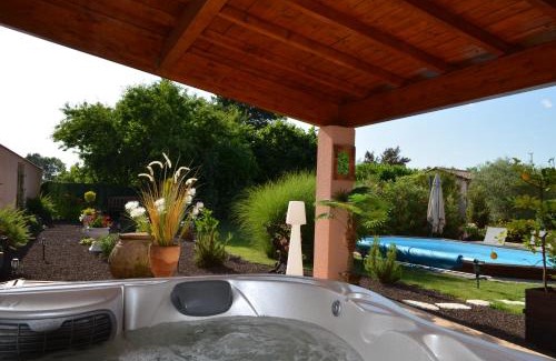 Castelsarrasin House | Les Terrasses de L'Oliu de L'Oustalet