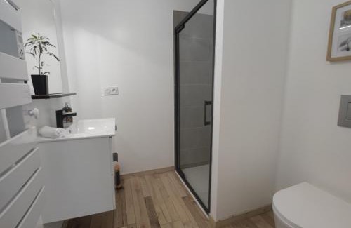 Salies-de-Bearn Bed & Breakfast | Les Treilles de Salies - Spa et sauna intérieur