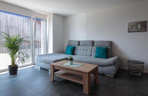 Echichens Apartment | Les Volets Bleus