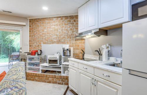 Simpsonville Apartment | Less Than 25 Mi to Downtown Baltimore and DC Apt with Deck