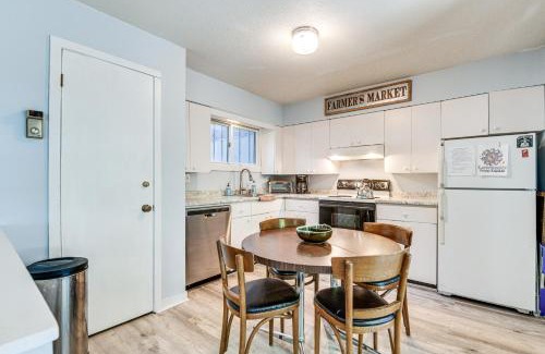 Warren Apartment | Less Than half Mi to Sugarbush Resort Condo with Deck!