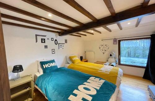 Houyet House | Lesse en Ciel vous accueille avec plaisir .