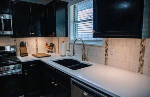 Big Spring House | LET D'S COZY COTTAGE #2 PROVIDE YOU A COMFORTABLE STAY IN BIG SPRING, TEXAS!