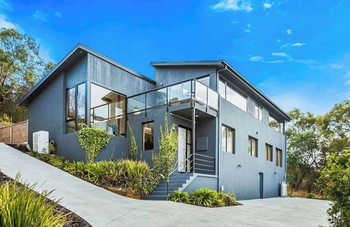 Rosny House | Leura Bayview Retreat - Close to CBD & Air port