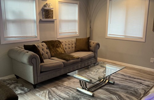 St. Paul House | Level Up Suite