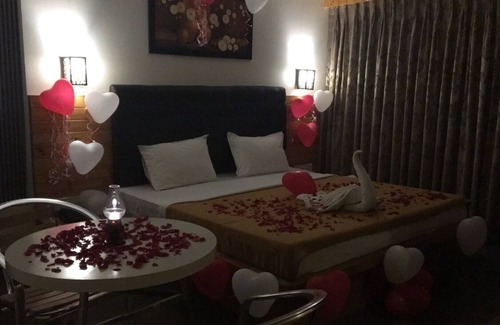 Uttan Hotel | Levels Resort
