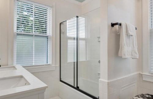 Blairs Bed & Breakfast | Levi Hall Cow Suite