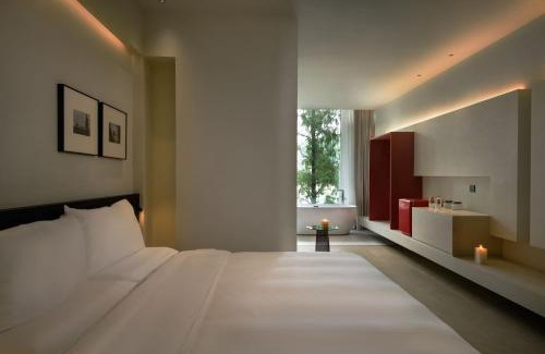 Shizhong District Hotel | Lex River View Hotel