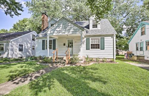 Lexington House | Lexington Getaway with Backyard Deck Less Than 2 Mi to UK!