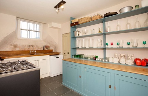 Middleham Villa | Leyburn Manor - Thirteen Bedroom Villa, Sleeps 26