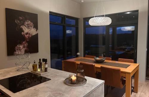 Selfoss House | Leynir Luxury Lodge