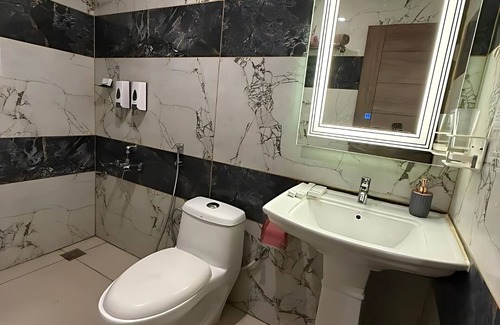Kalyan Nagar Hotel | LG Signature Suites