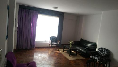 Downtown La Paz Apartment | Lhamourai Living Apartments
