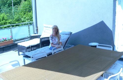 Saint-Nicolas House | liège 4420 rue jean Jaurès 45 grande maison joyeuse avec terrasse 30m2 pour 8 personnes maximum