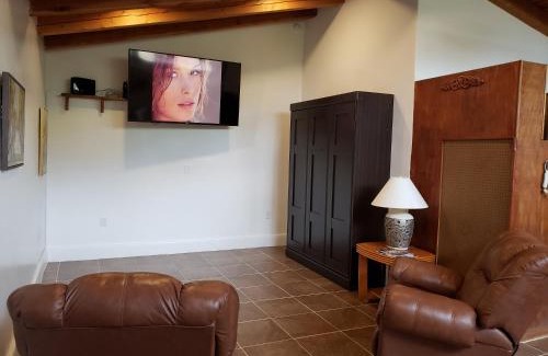 Taos House | Libby's Taos Casita - "The Hideaway"