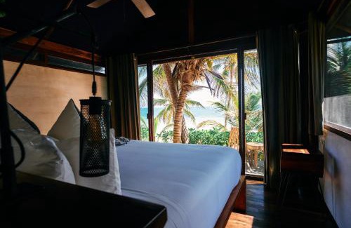 Zona Hotelera Hotel | Libelula Tulum Beachfront Hotel
