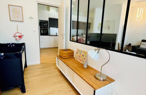 Lille Centre Ville Apartment | Liberté - Large apartment for 4 people with parking Lille Center