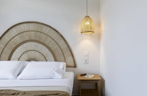 Sourpi Apartment | Lichnos Luxury Maisonette 1