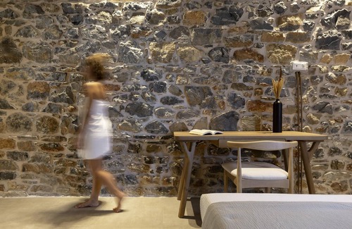 Sourpi Apartment | Lichnos Luxury Suite