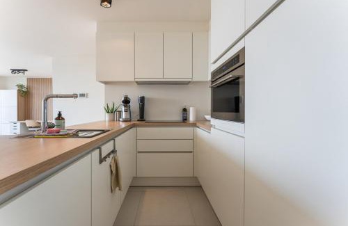 Raversijde Apartment | Lichtrijk en ruim appartement met zeezicht - 5p