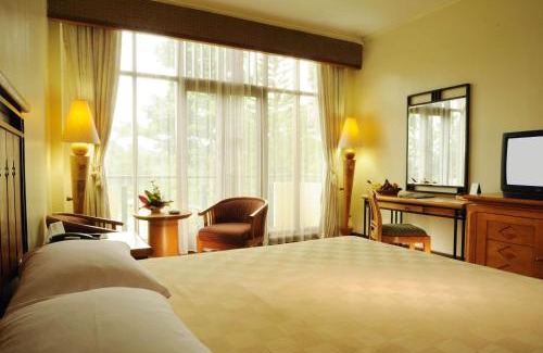 Cigombong Hotel | Lido Lake Resort by MNC Hotel