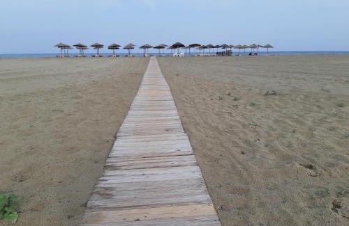 Korinos Hotel | Lidra