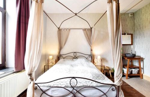 Menil House | Lierneux Forest View Lodge