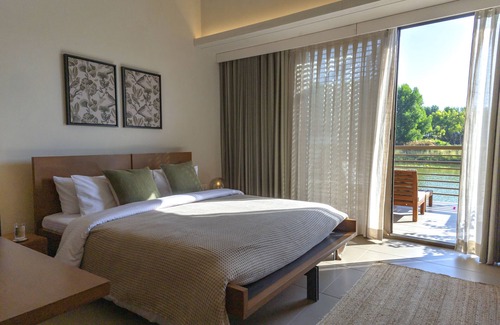 Kadi Hotel | Life At Repose: Lake Villas Resort & Club