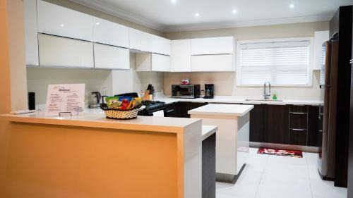 Reading Apartment | Life of Montego Bay