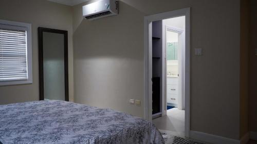 Reading Apartment | Life of Montego Bay
