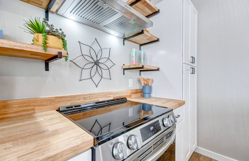 Port Bolivar House | Life's a Breeze - a 2 bedroom, 2 bath, that sleeps 4.
