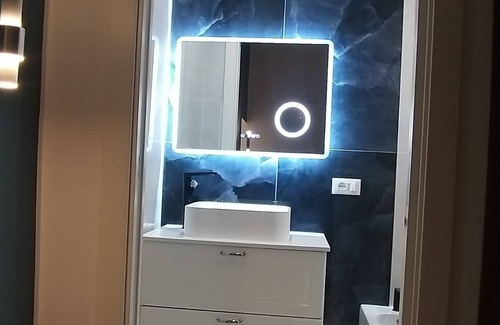 Vasto Apartment | Ligeria Romantic Room triple bed