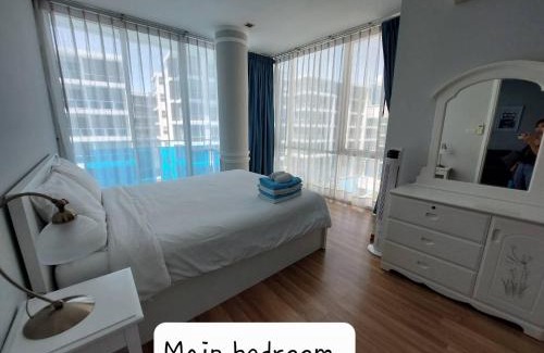 Khao Takiab Apartment | Light, airy, pool views 2 bed 2 bath, free wifi, elect