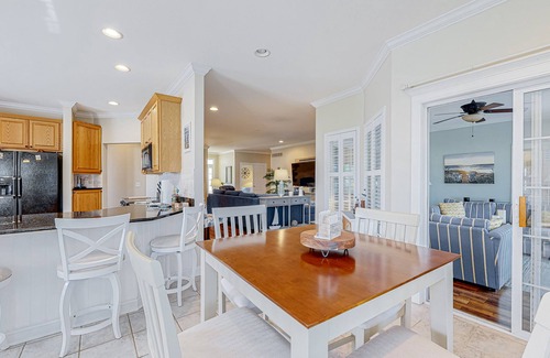 Keys Of Marsh Harbor House | Light & bright home by great restaurants - 1.5 miles to downtown Rehoboth Beach