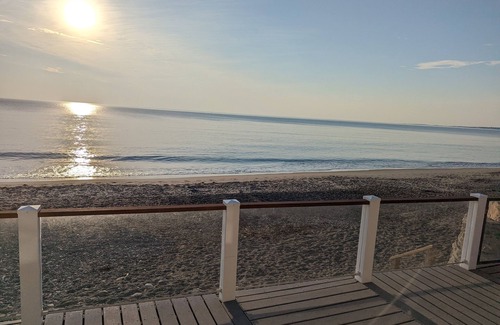 Allerton House | Light-filled Beachfront 3 Bed - avail. Aug. 25, 2024
