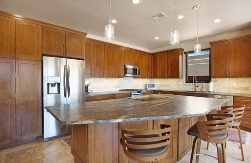 St. George House | Light-filled home in gated community with amazing desert views