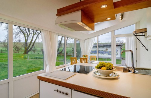 Ueberlingen Apartment | Light-Flooded Holiday Apartment “Haus Nussbaum” close to Lake Constance with Wi-Fi, Terrace & Garden; Parking Available