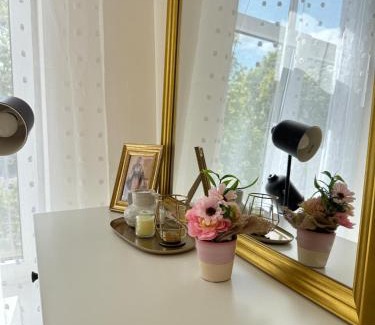 Tornkalns Apartment | Light & Linen Nest Riga with FREE PRIVATE Parking - near Old Town!