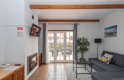 Brena Baja Apartment | Lightbooking Las Breñas Garden con piscina