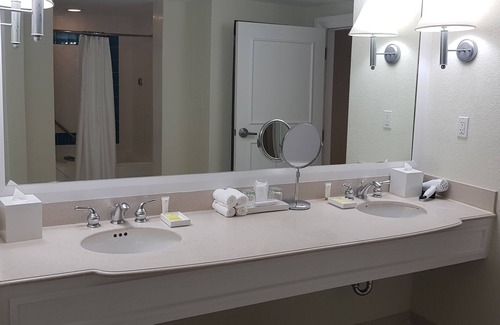 Bell Channel Bay Resort | Lighthouse Pointe at Grand Lucayan