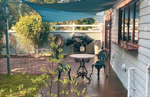 Apollo Bay House | Lighthouse Retreat - Pet Friendly Free Wifi